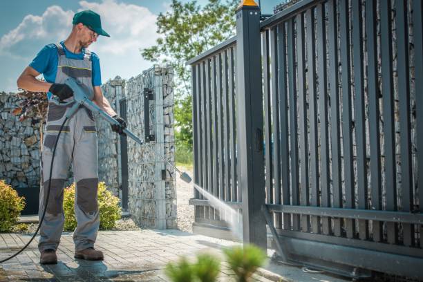 Best Animal Enclosure Cleaning  in White Hall, IL